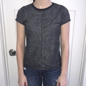 Lululemon short sleeve shirt size 2